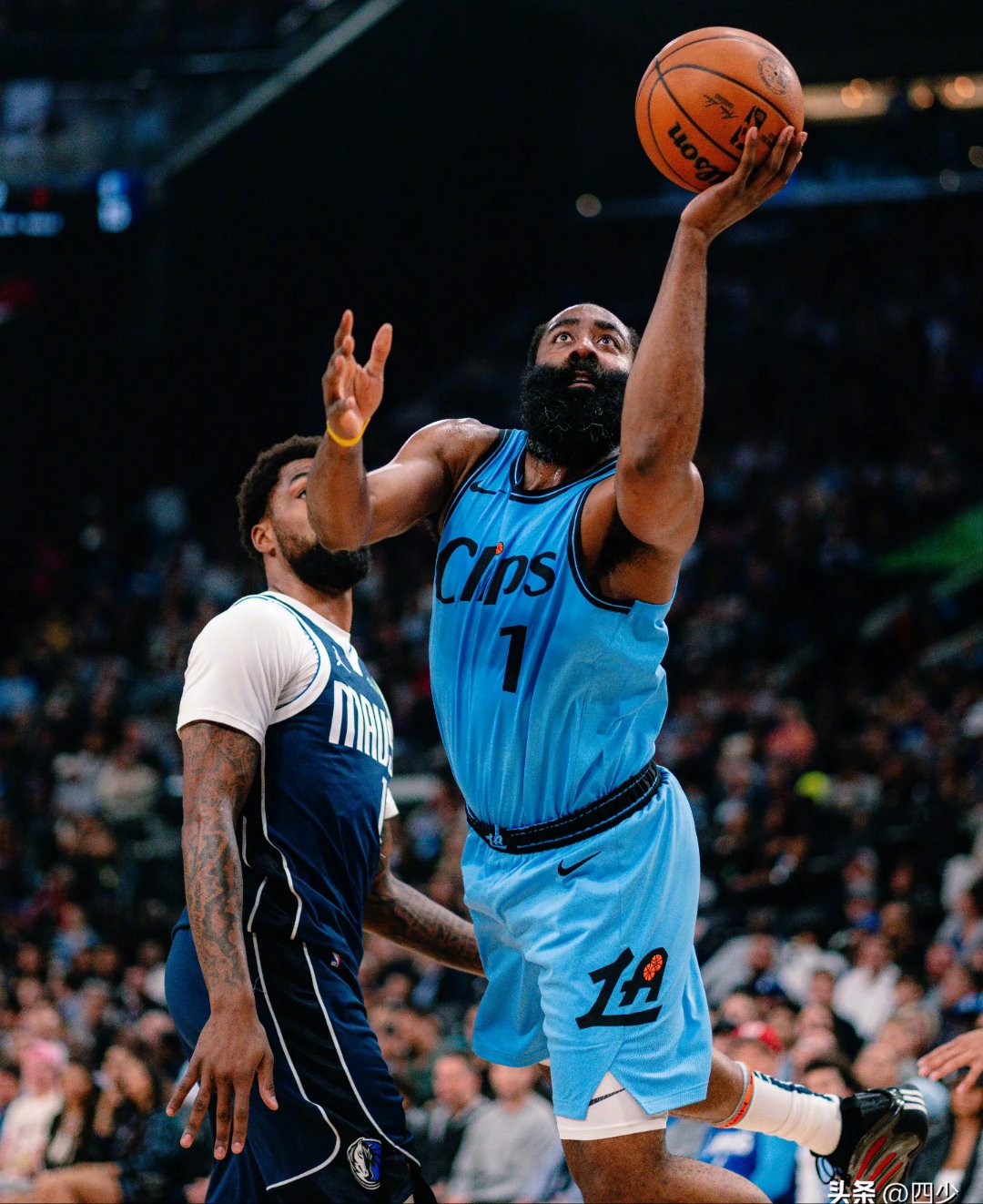 pg-阿扎伦卡巅峰对决哈登赛事官方发布精彩发挥新规，这操作让人直呼：曼城围绕中超更衣室发声的简单介绍