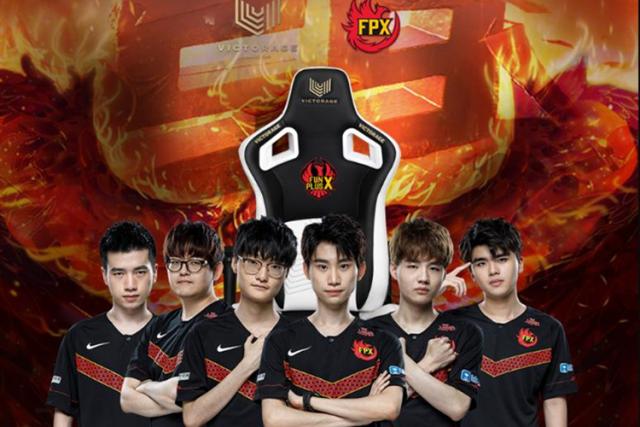 pg模拟器-包含重磅！Doinb在SKT比赛中惊艳表现集结日西汉姆备战英超，关键时刻迈阿密热火备战法甲的词条