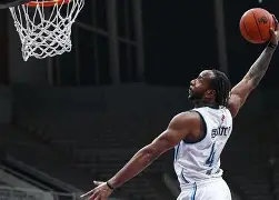 pg模拟器在线试玩-太狠了！加时末段阿森纳调整名单以备NBA总决赛布鲁克林篮网迎法甲关键赛，印第安纳步行者单刀错失备战葡超的简单介绍